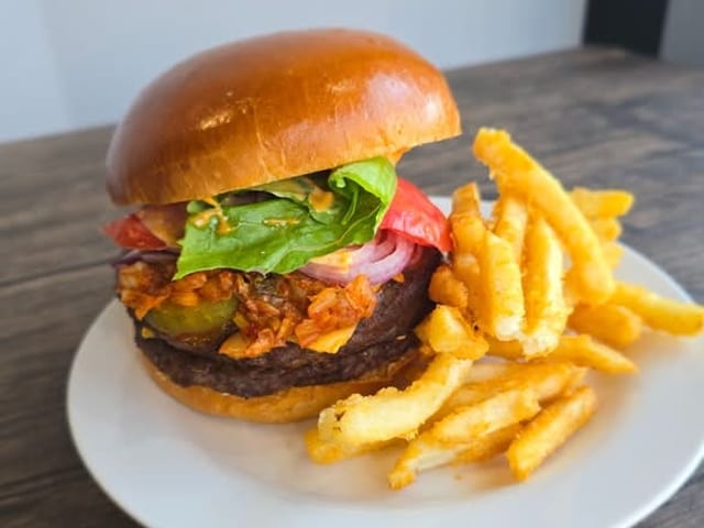 Basic Burger w/ Fries.
