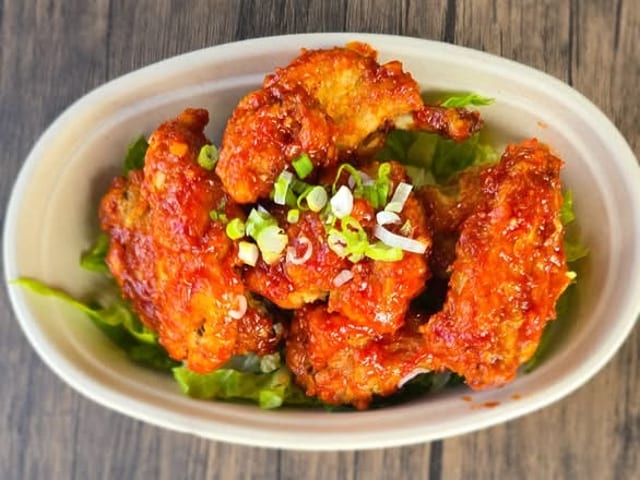 Chicken Wings (6 Pcs).